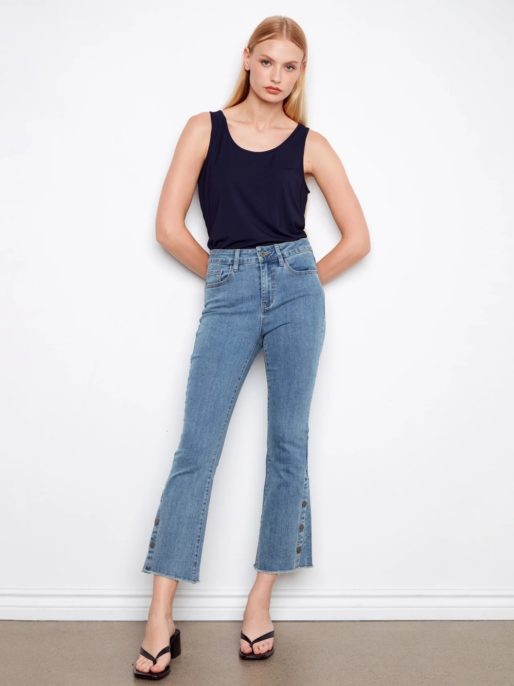 Charlie B bootcut jeans with side snap detail NEW
👖